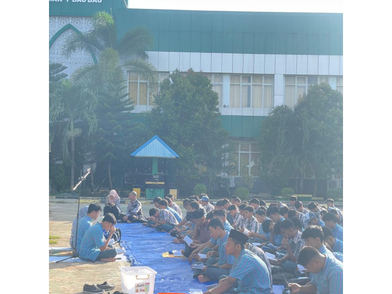 Penguatan Ekoteologi MAN 1 Baubau melalui Shalat Dhuha, Yasinan, dan Zoom Meeting Bersama Kanwil Kemenag Sulawesi Tenggara