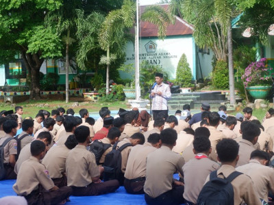 Giat Ramadhan MAN 1 Baubau, Kakanwil Kemenag Sultra Pantau L