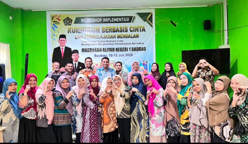 Sambut Tahun Ajaran Baru, Guru MAN 1 Baubau Gelar Workshop Implementasi KBC dan Pembelajaran Mendalam