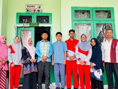 Plt. Kamad MAN 1 Baubau Lepas Empat Murid Peserta FLS3N Ke Tingkat Provinsi 