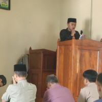 Siswa MAN 1 Baubau Tampil Sebagai Khatib Jumat Di Masjid Al Kautsar 