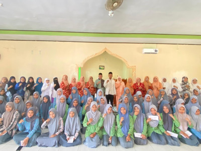 Tebar Harapan Ramadhan, 99 Siswa MAN 1 Baubau Terima Santuna